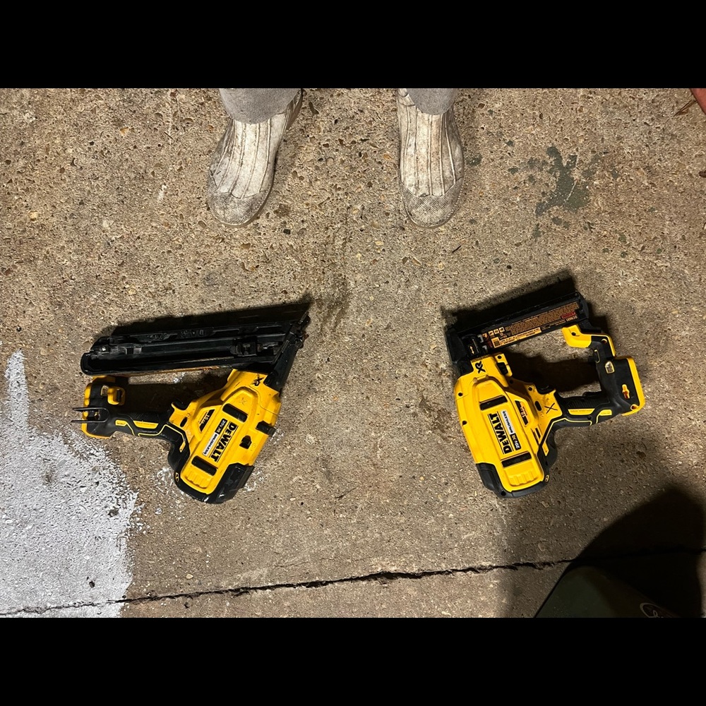 Dewalt stable gun and trim gun
